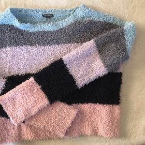 Wild fable cropped fuzzy warm sweater
